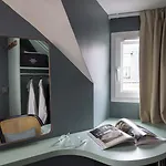 Welcome Hotel