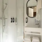 Welcome Hotel 2*